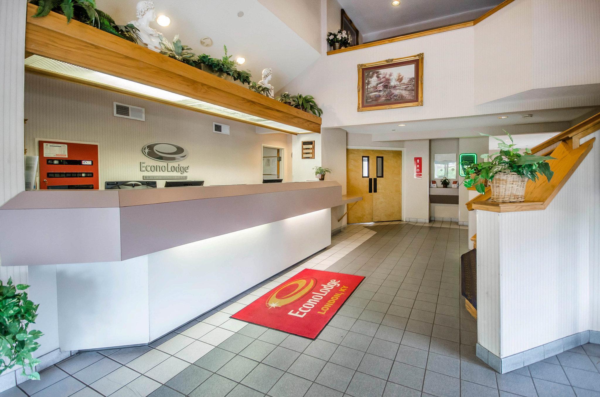 Econo Lodge London Exteriör bild
