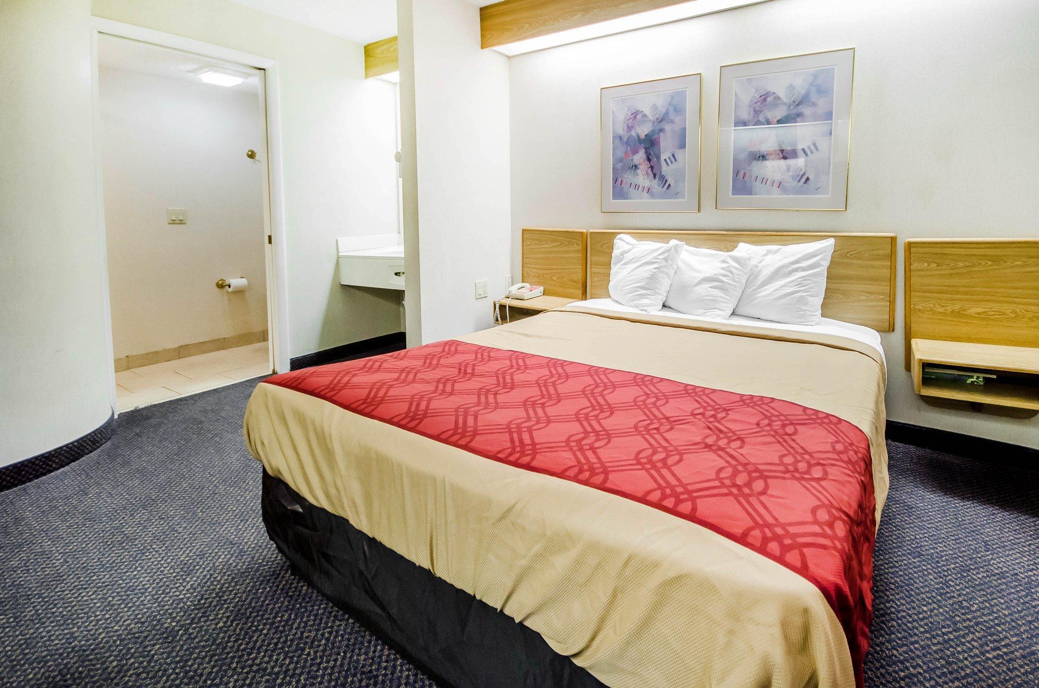 Econo Lodge London Exteriör bild