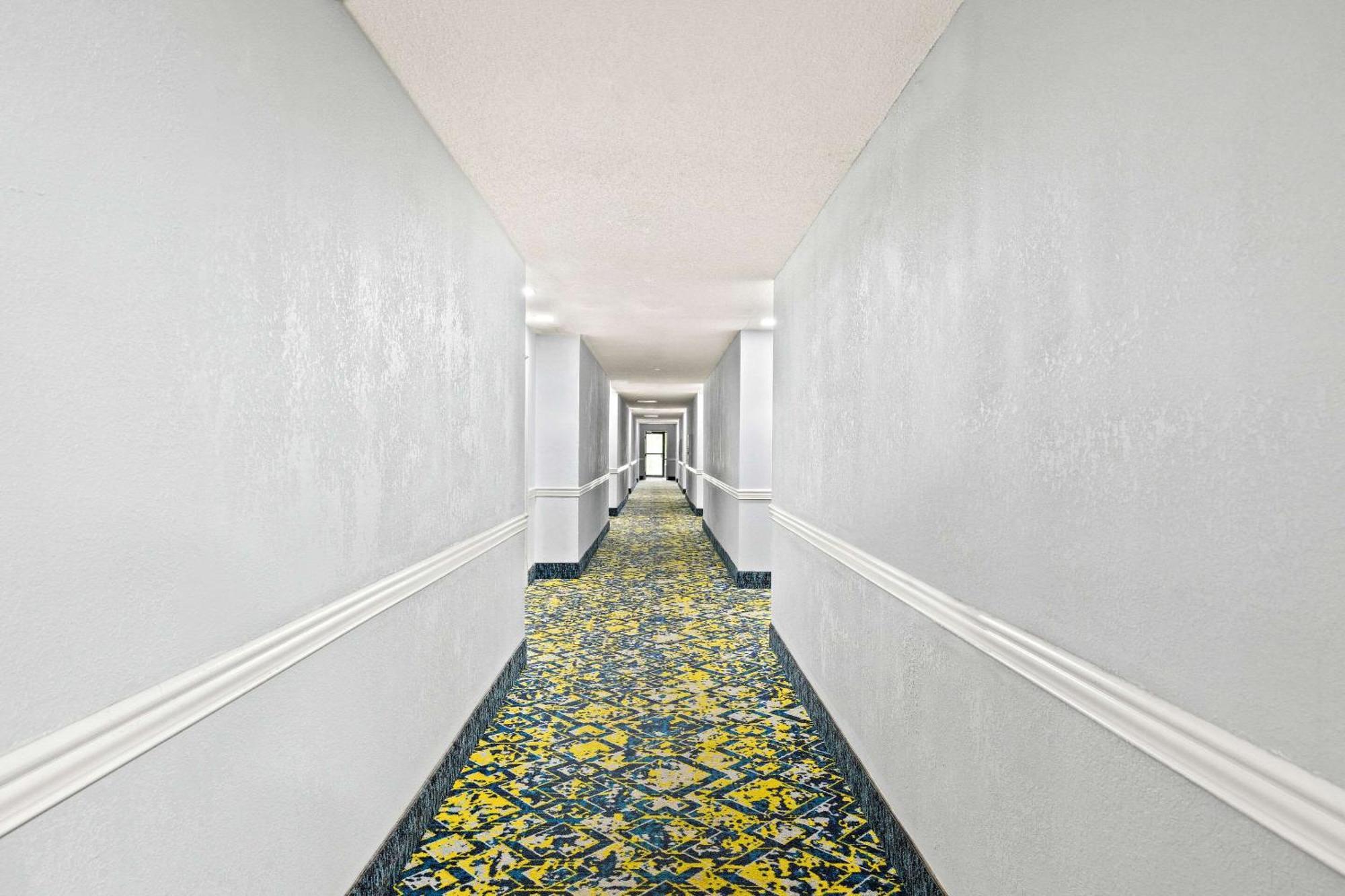 Econo Lodge London Exteriör bild