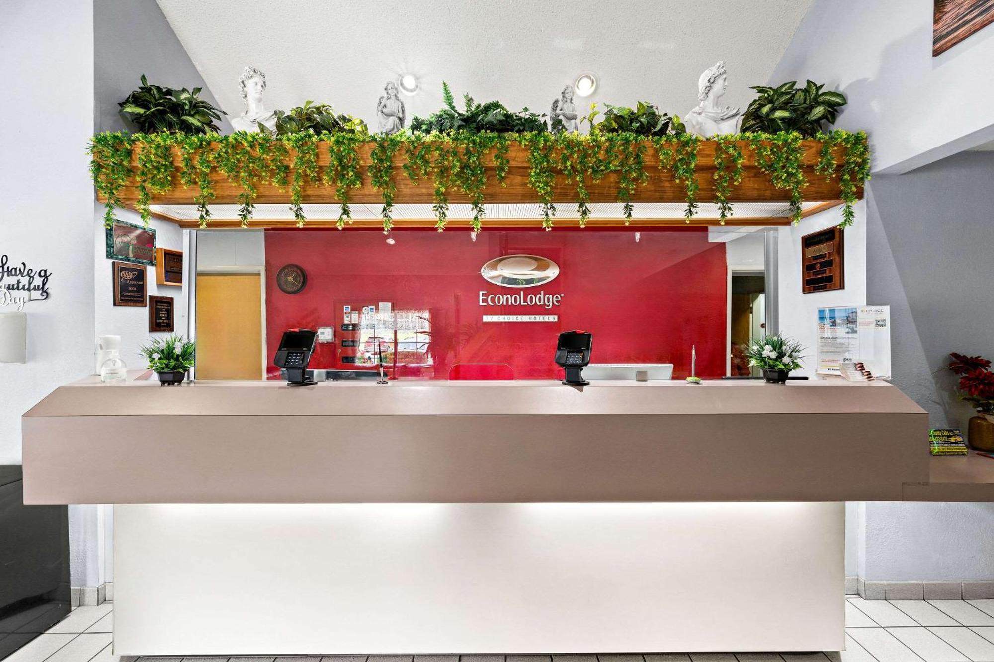Econo Lodge London Exteriör bild