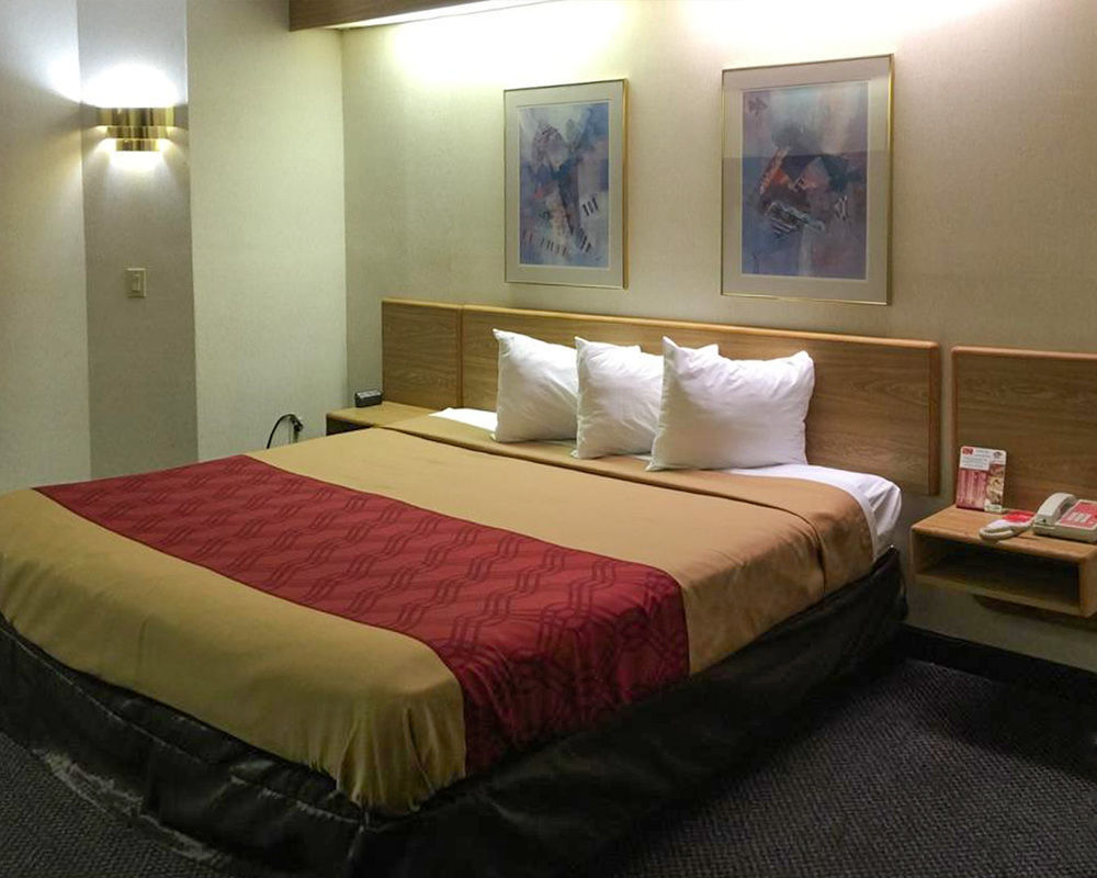 Econo Lodge London Exteriör bild